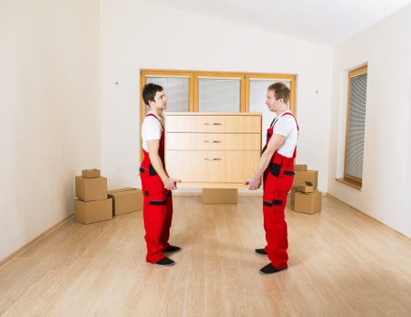 Residential and commercial moving van support in Streatham